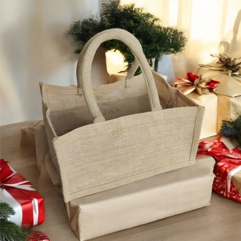 Stylish Jute Drawstring Gift Bag Christmas Gift Bag Canvas Cloth Tote Beach Bag for Shopping-Durable Cotton Closure