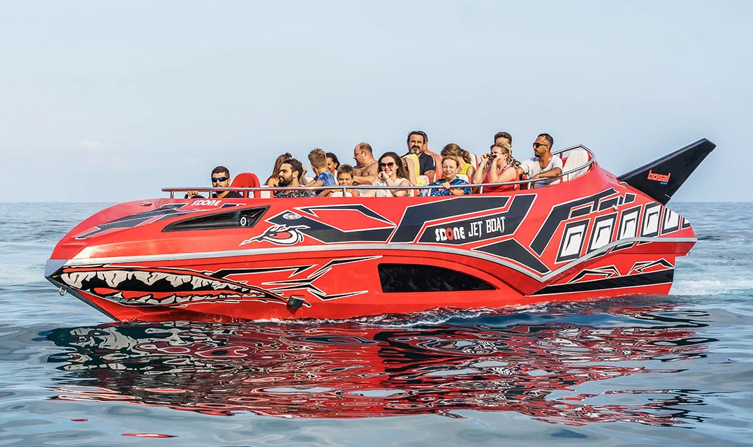 Alesta Marine Luxury Commercial Jet Boat RED New Fiber Glass Entertainment Speed Boat Best Quality White Ocean Sea Lake River