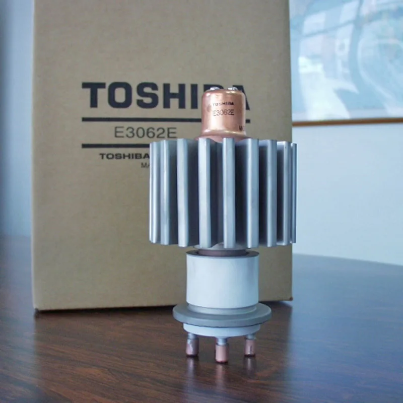 Высокочастотный металлический керамический электронный трубчатый Триод 7T85RB