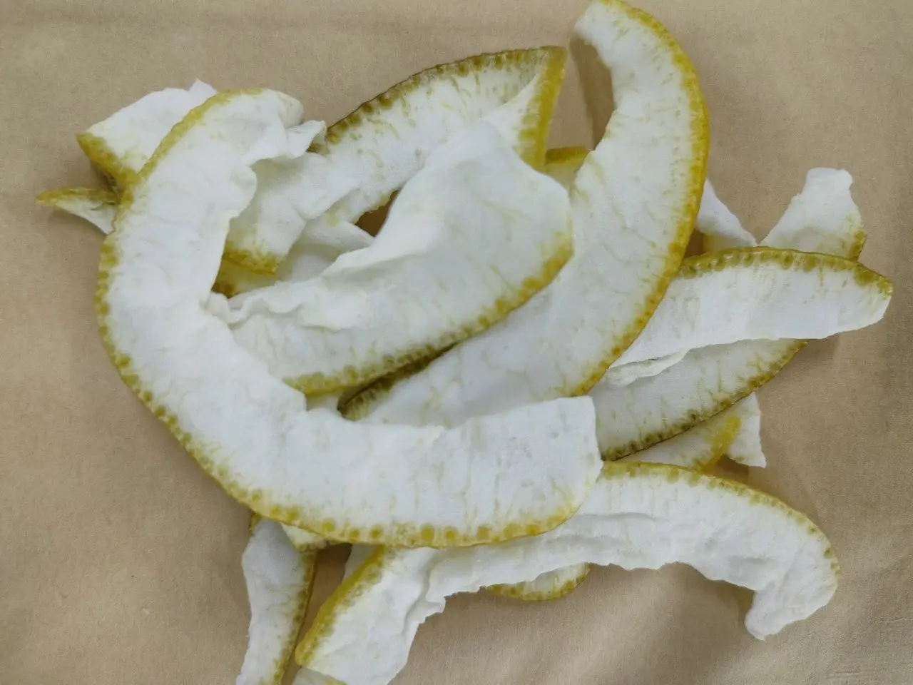 Vietnamese Manufacturer Soft Dried Pomelo Peel Natural Taste Good Price For Sale Dried Pomelo Peel