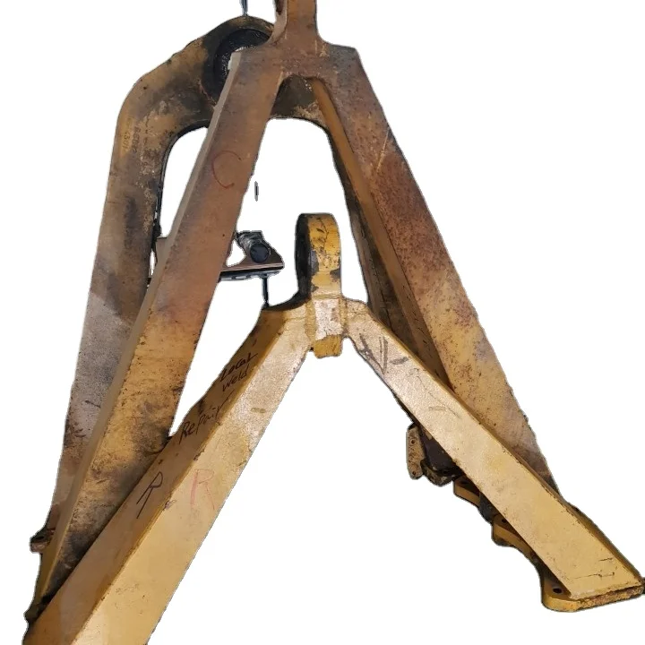 1416898. Кошка 740 рамка AS - suspension.ca t используемые части. Cat самосвал .. Разборные детали. Повторное использование редукторного привода