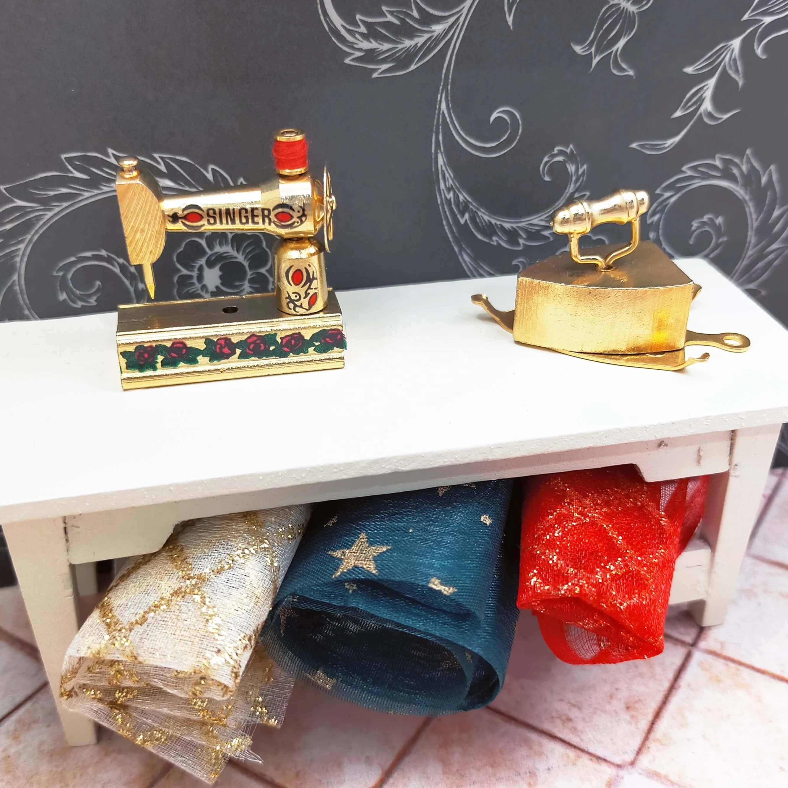 Miniature Doll House 1:12 Golden Fancy Sewing Workshop