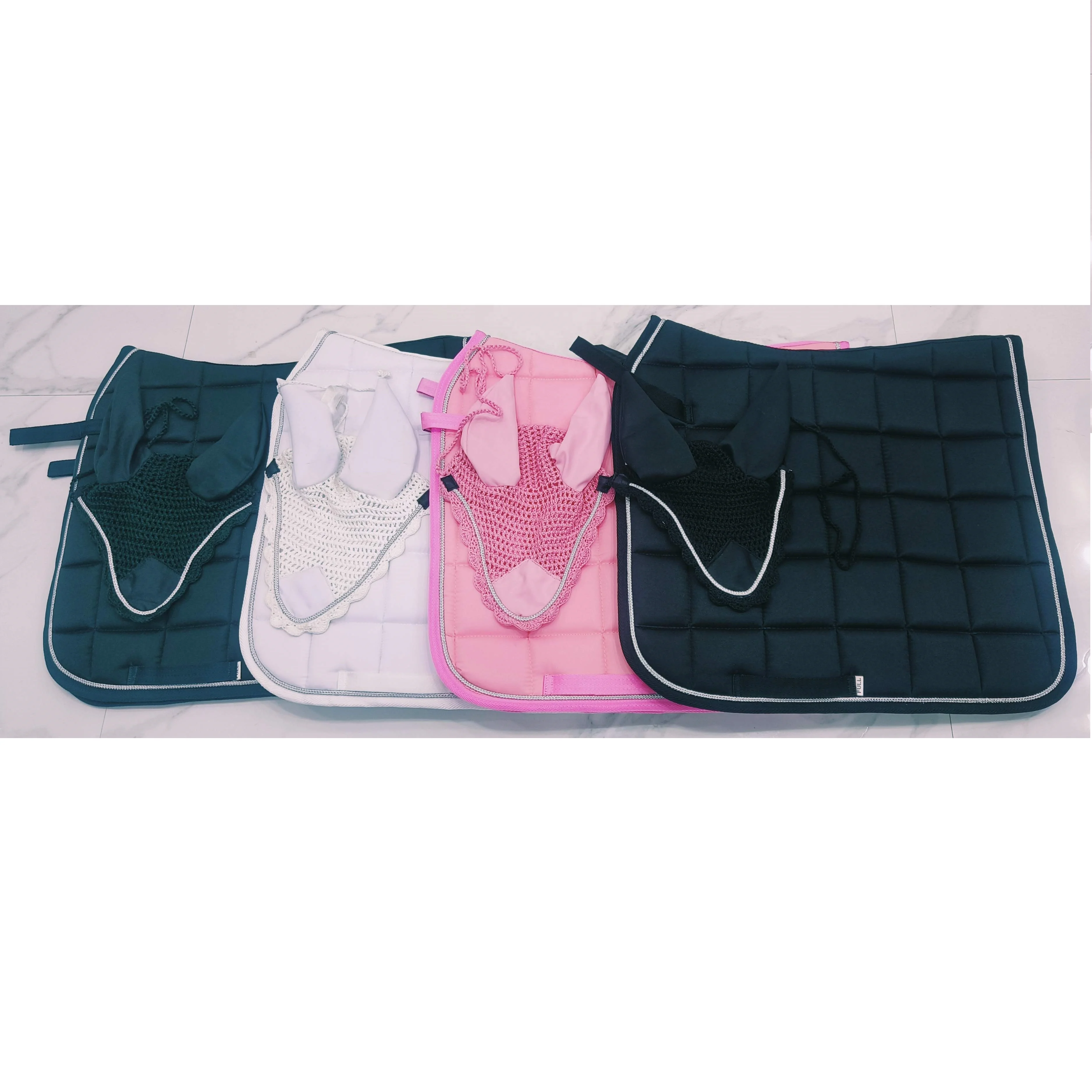 Customize Horse Saddle Pad Set Horse Bonnets Made of Cotton Polyester Satin Fur Horse bandages set manufacturer from India