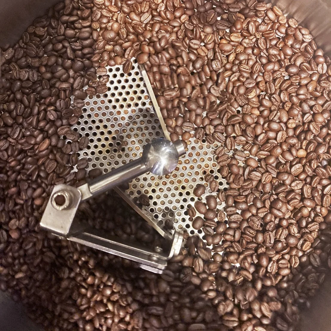 Factory Price HWC Classic Blend Spades 7 Roasted Coffee Beans Whole Bean Coffee Supplier Arabica Coffee Beans 1 Pound