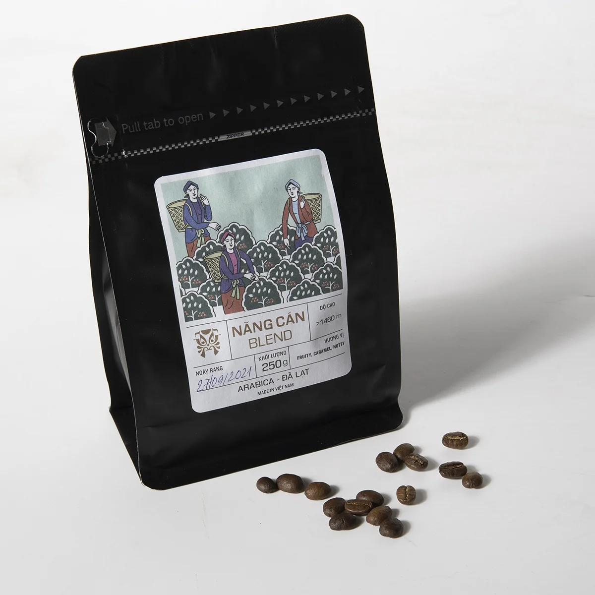 Кофе из жареных зерен с фруктовым карамельным и ореховым вкусом note Giong ang может смешивать средние темные жарки