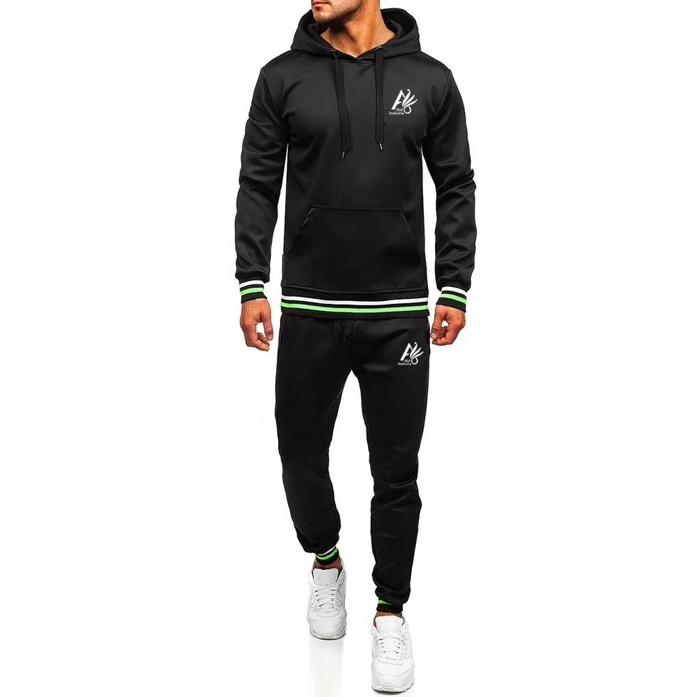 OEM Wholesale Custom Tracksuits Luxury Men Pakistan Track Suits Casual  Tracksuit In Different Styles