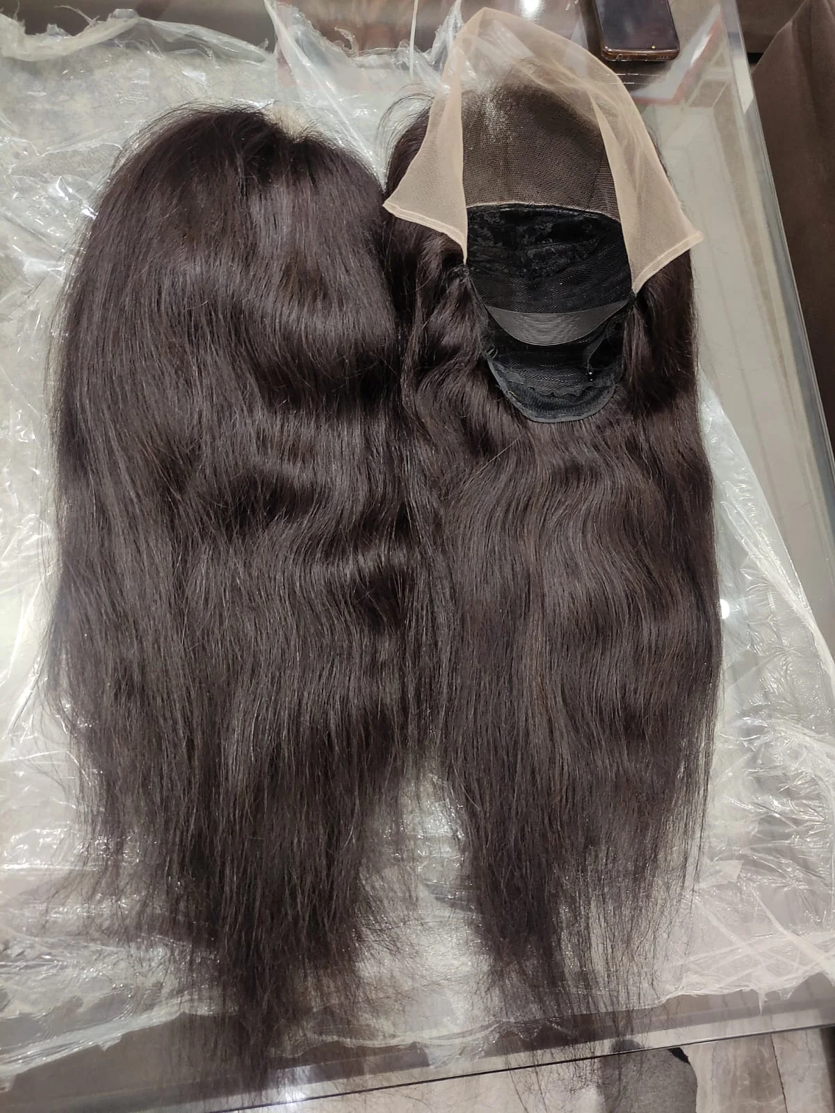 Wholesale Cheap Price 100% Natural Wavy Raw Human Hair Wigs Unprocessed and Smooth Silky Raw Hair Extensions from India