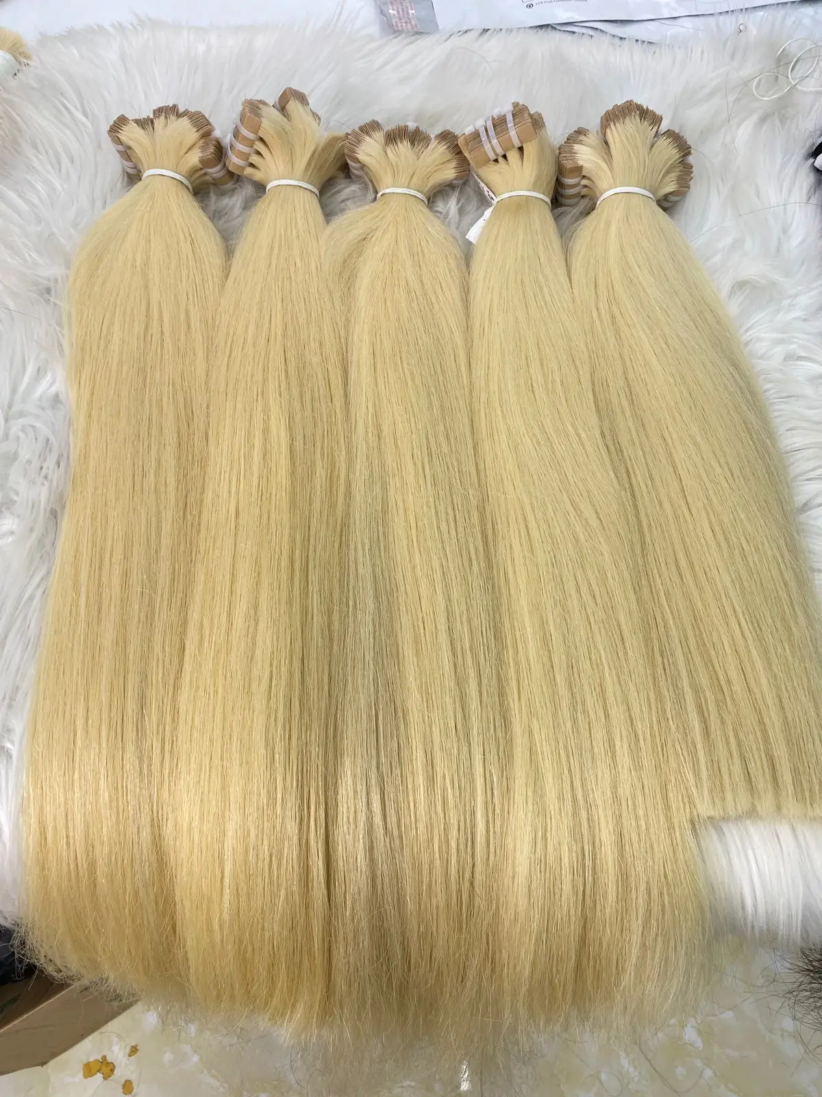 100% Natural Color High Quality Blonde Straight Human Hair Extensions from Vietnam Frontal and Bundle Waves Style