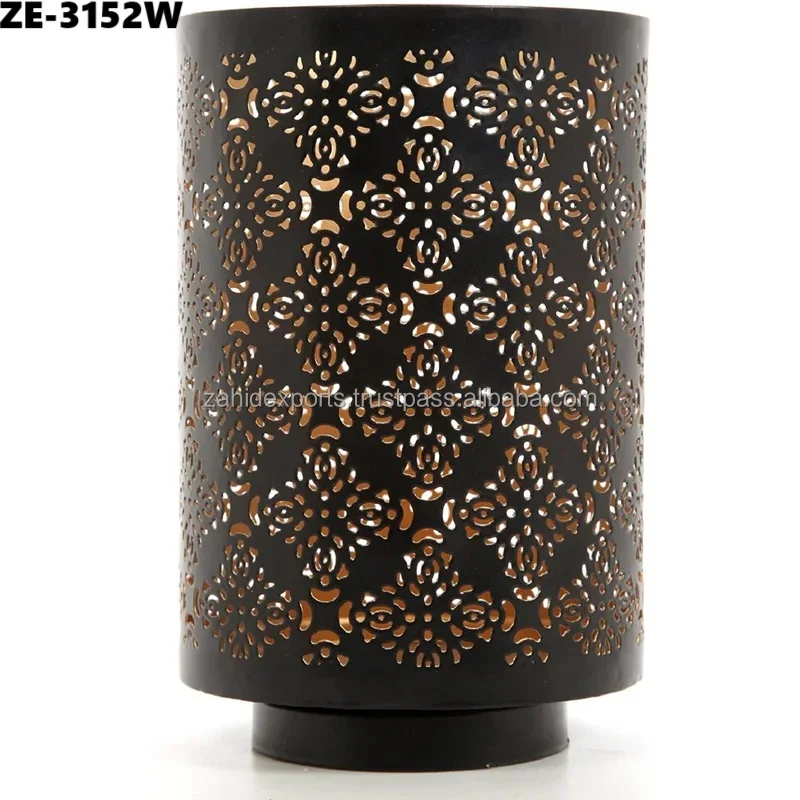 candlestick Manufacturers, Candle Stand Suppliers in India use for wedding and restaurant table candlestick for wedding