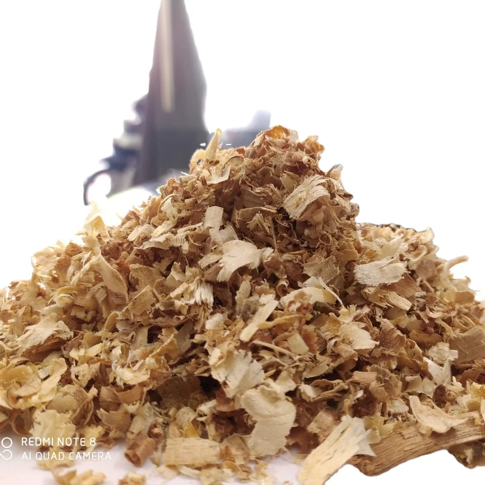 Лучшая цена на древесную стружку с низким содержанием влаги, натуральные сосны и акации, сельскохозяйственные отходы для домашней птицы, подстилки для животных