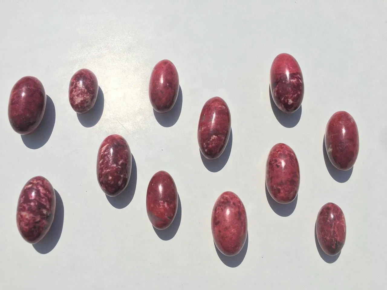 Wholesale High Quality Dark Pink Thulite Gemstone Natural Norway Semi-Precious Stone Shiva Reiki Heli Meditation Decorative