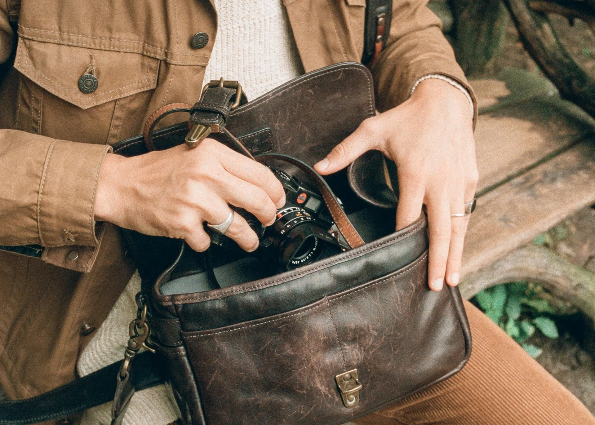Classic Fashion Vintage Style Real Leather Camera Messenger DSLR Bag Genuine Leather Camera Bag