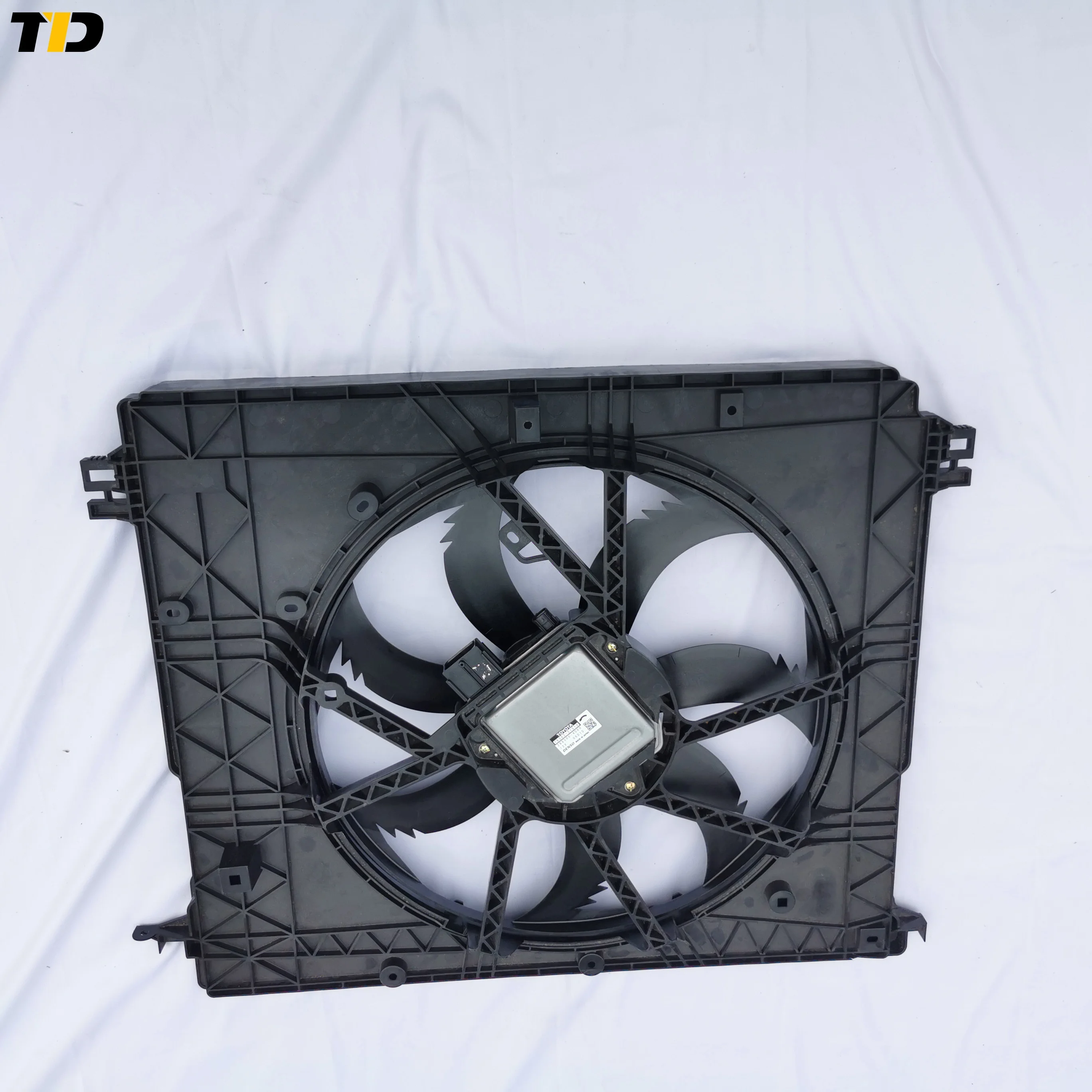 16360-F0100 Fan Assembly for Toyota Highlander 16360-F0100