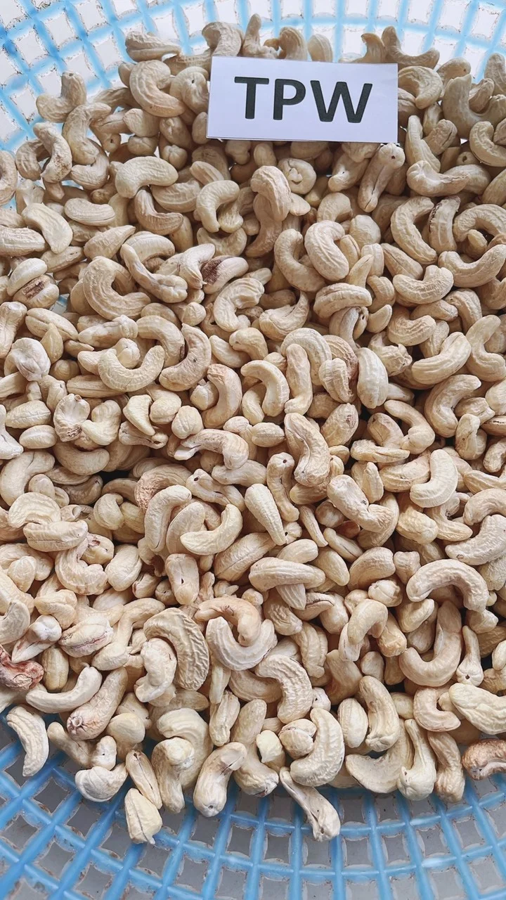 Best price cashews raw roasted cashews raw nuts healthy snack nuts roasting made in Vietnam