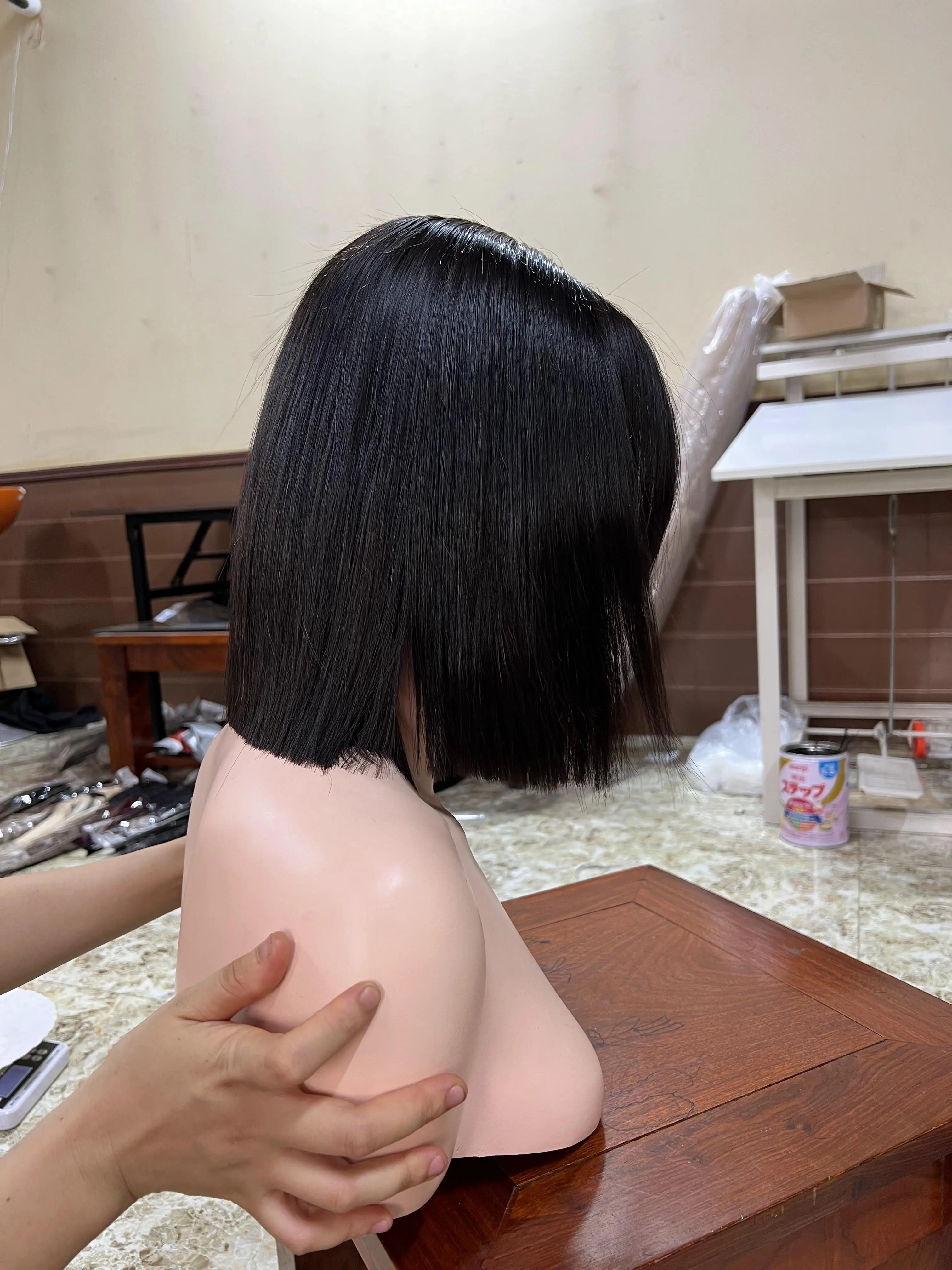 Best Seller 12A Grade Virgin Hair 10 Inches Full HD Transparent Black Style Bone Straight Bob Wig for Women Training Heads