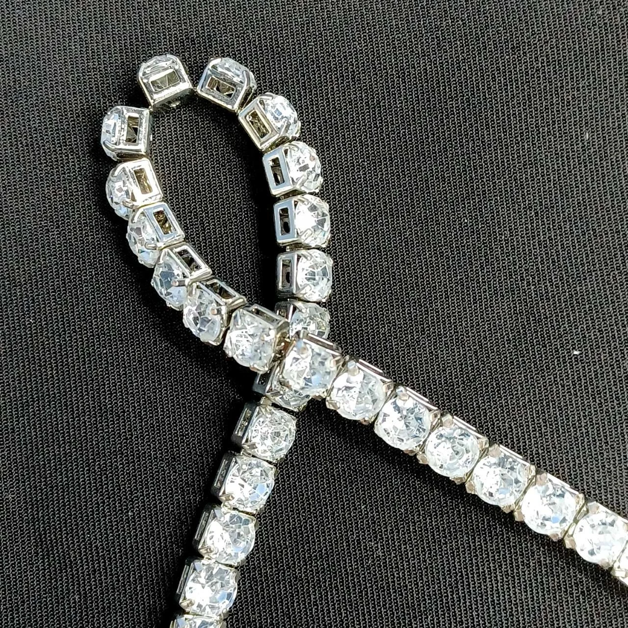 Popular Bling Bling Acrylic chain with Rhinestone