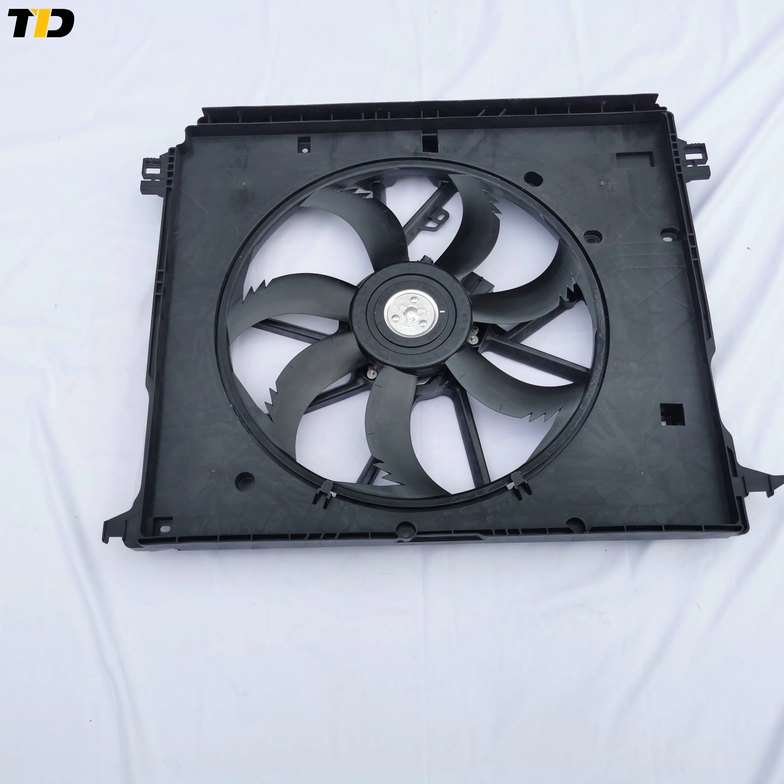 16360-F0100 Fan Assembly for Toyota Highlander 16360-F0100