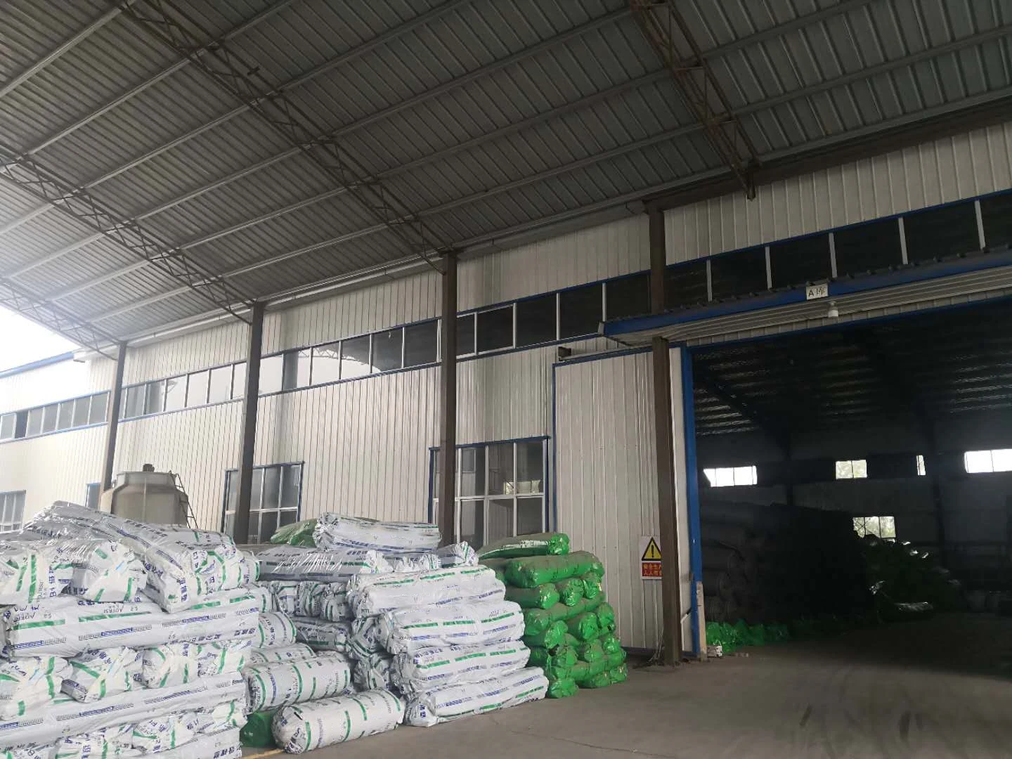 Huayur High End Moisture Resistance Class 0 Rubber Foam Sheet For Industrial Ductwork Heat/Cold Insulation