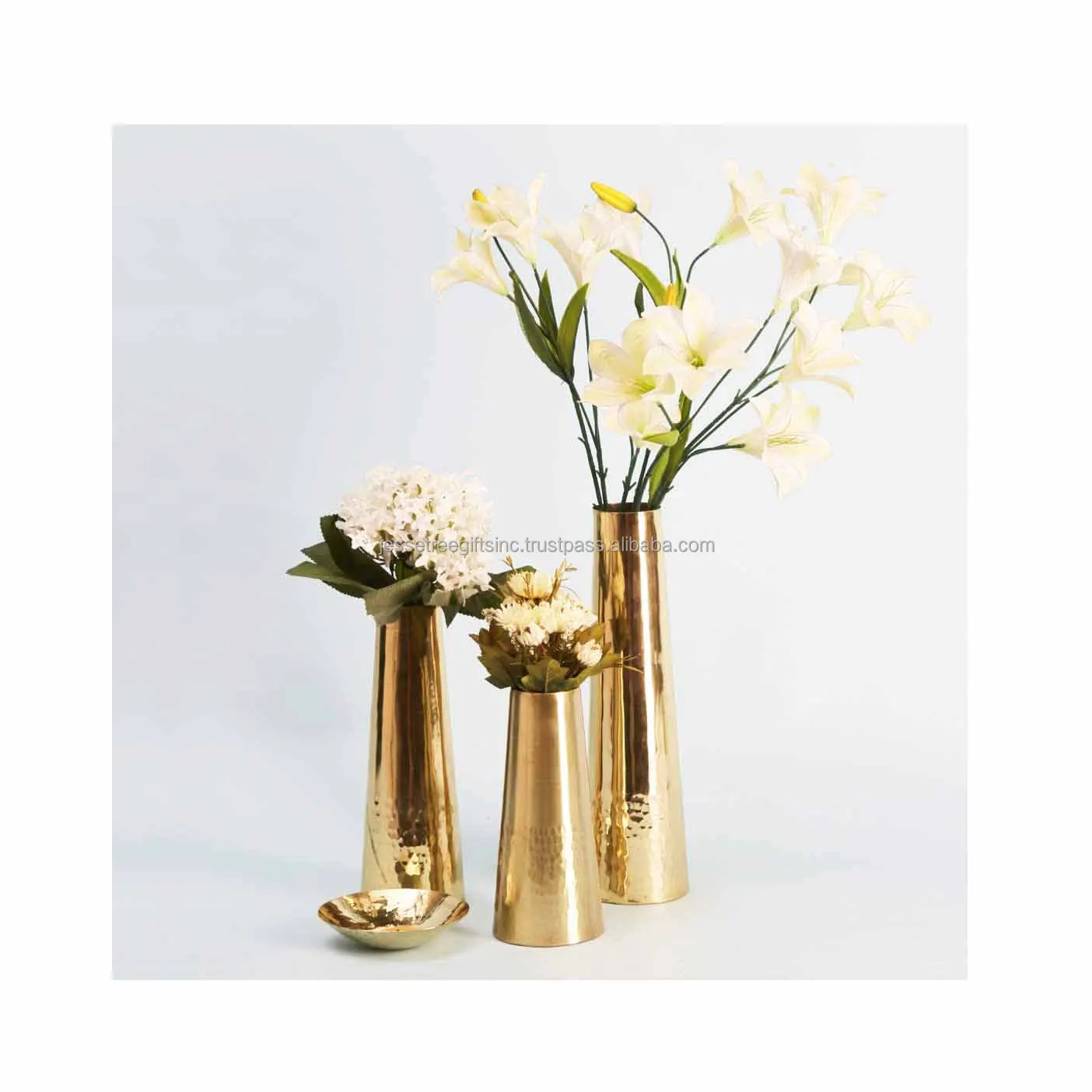 Aluminium Tabletop Flower Vase With Gold Enamel & Black Spray Paint Finishing Bottle Shape Premium Quality For Home Decoration