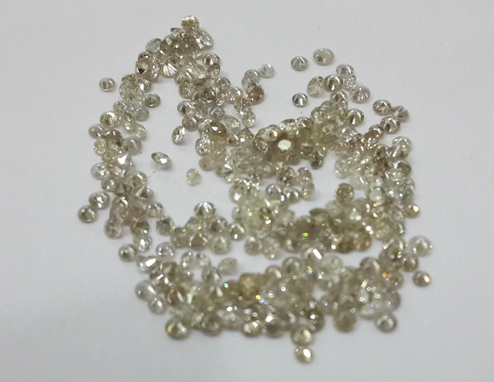1.9-2.2mm Natural Loose Brilliant Cut Diamonds Salt & Pepper quality for Setting