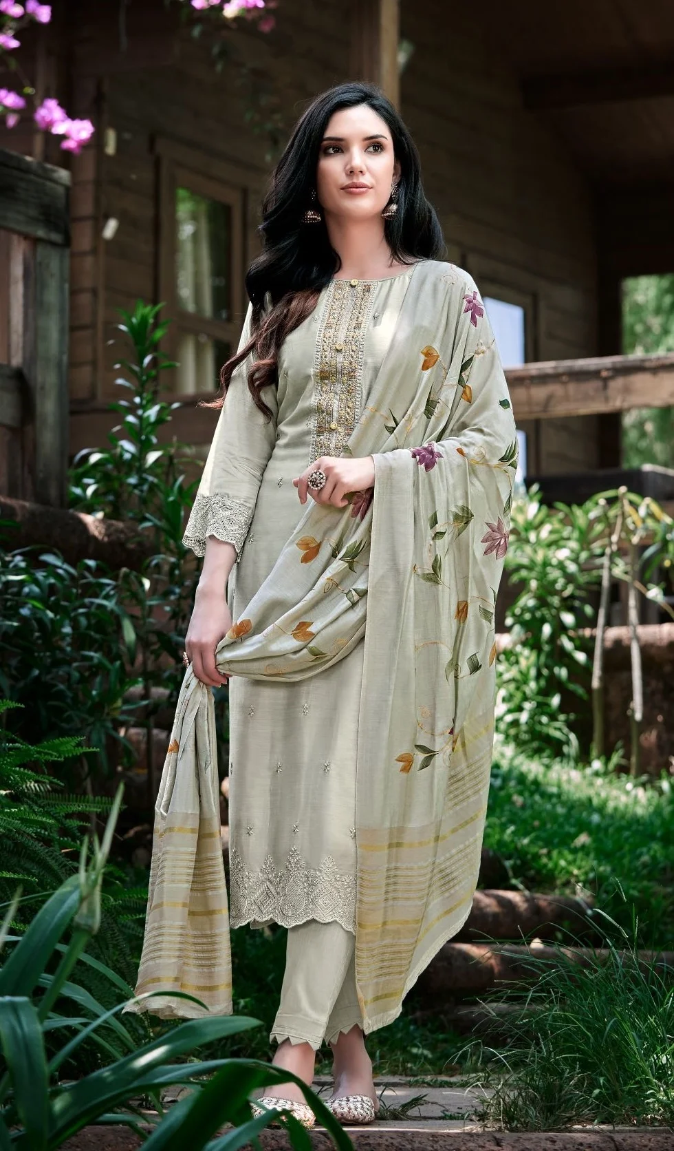 Stylish Salwar Kameez Suit Embroidered Ladies Salwar Suit For Wedding Wear At Wholesale Price From India