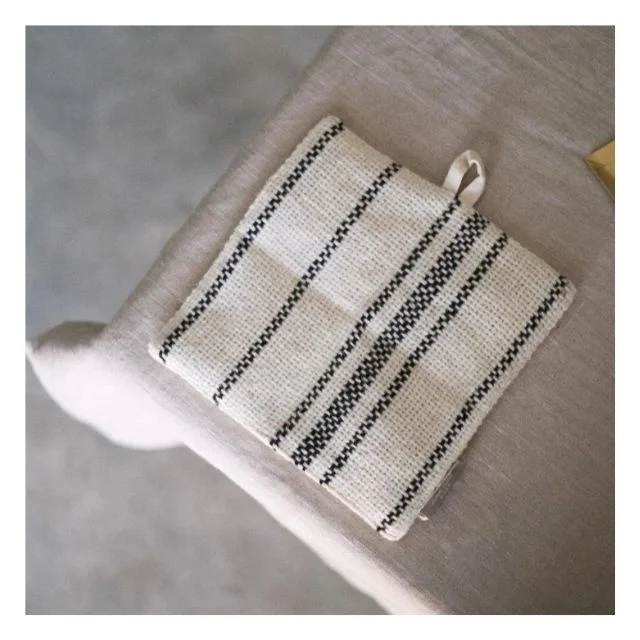 Organic Cotton Blended Canvas Cloth Blue Stripes White Hand Safety Heat Resistant Embroidered Gloves Oven Mitts And Pot Holders