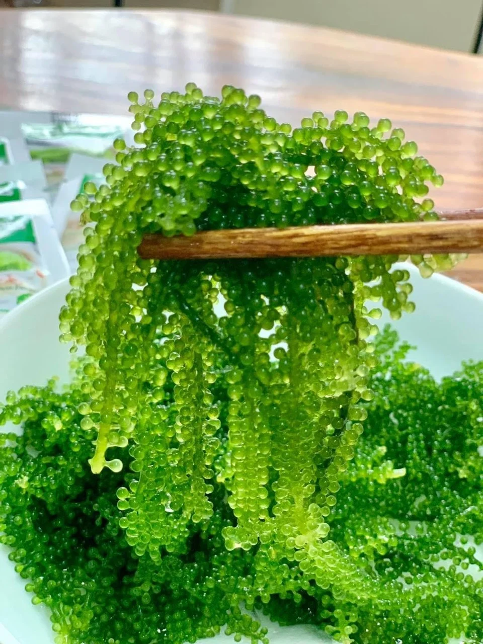 Вьетнамские снэки добавки натуральные для всех подростков и возрастов сезон морских водорослей соленый морской виноград упакованные в пакет на молнии из Вьетнама