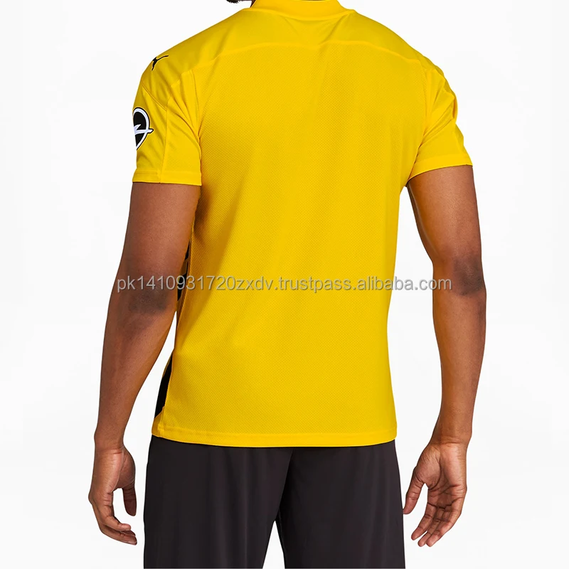 Wholesale Men Player Version Custom Name & Number Soccer Jersey Thailand Quality Uniform Set Custom Logo National Soccer Jersey