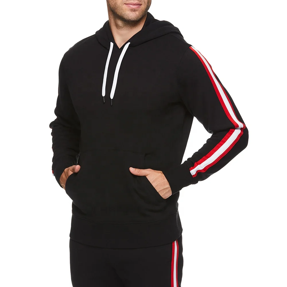 
 Услуги по обработке одежды для толстовок  