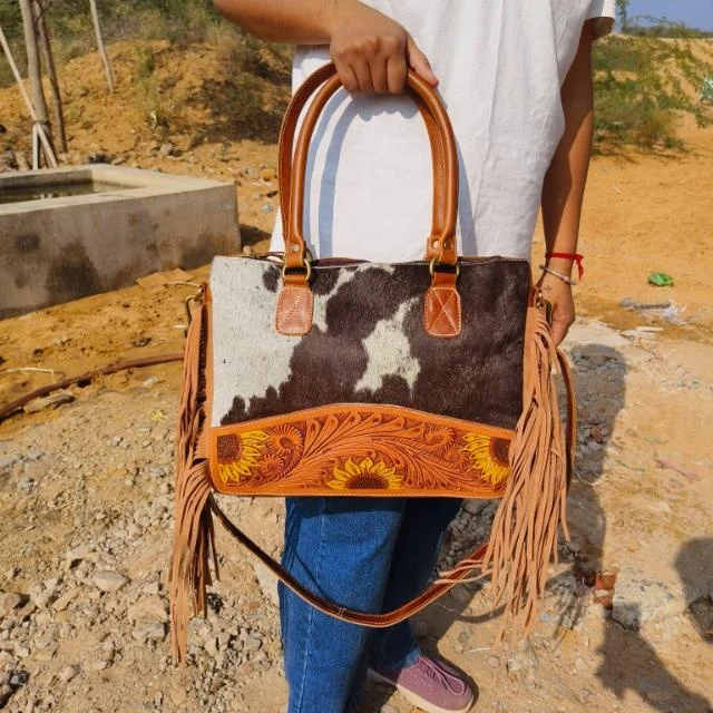 New Real Handmade Tooled Aztec Leather Fringe Tote Bags Women Stylish Shopping Bags Elegant Vintage Style Perfect Accessory Bags