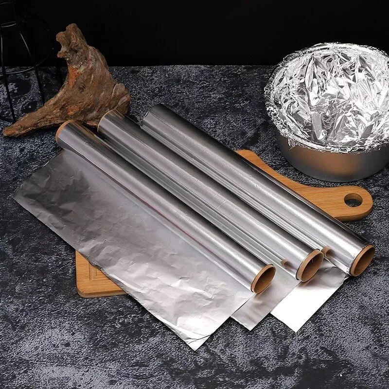 Бытовая пищевая кулинарная алюминиевая фольга 20 микрон бумага