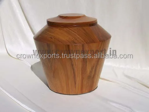 CE-URN-0210.jpg