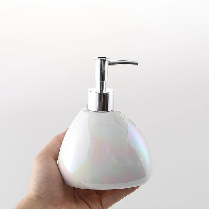 Wholesale Accessories Hotel Iridescent Ceramic Mouthwash Cup Toothbrush Holder Soap Dish Dispenser Bathroom Set