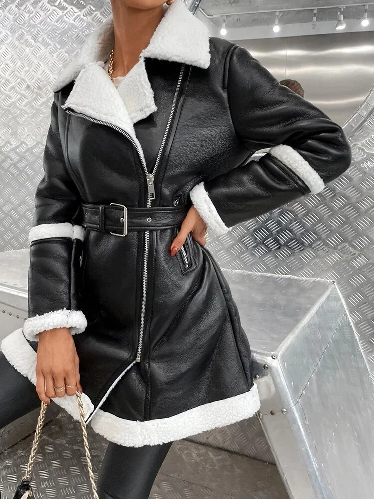 OEM customised Winter Women Faux Shearling Sheepskin Faux Leather Jacket Lady Thick Warm Suede Lamb Short Moto Biker Black Coats