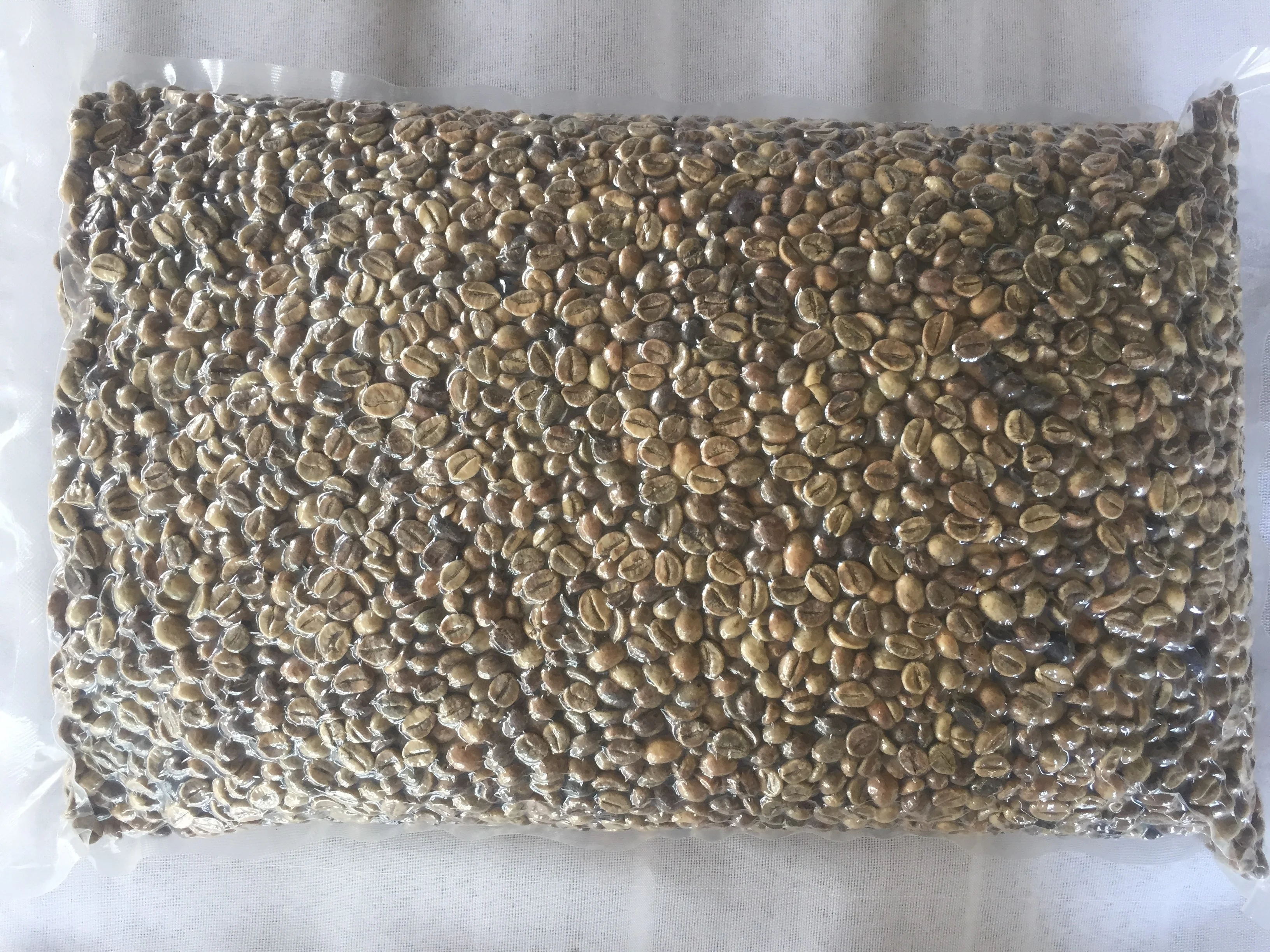  Зеленые кофейные зерна ROBUSTA TERATAI 100% натуральные лидер продаж индонезийские лучшее качество по разумной