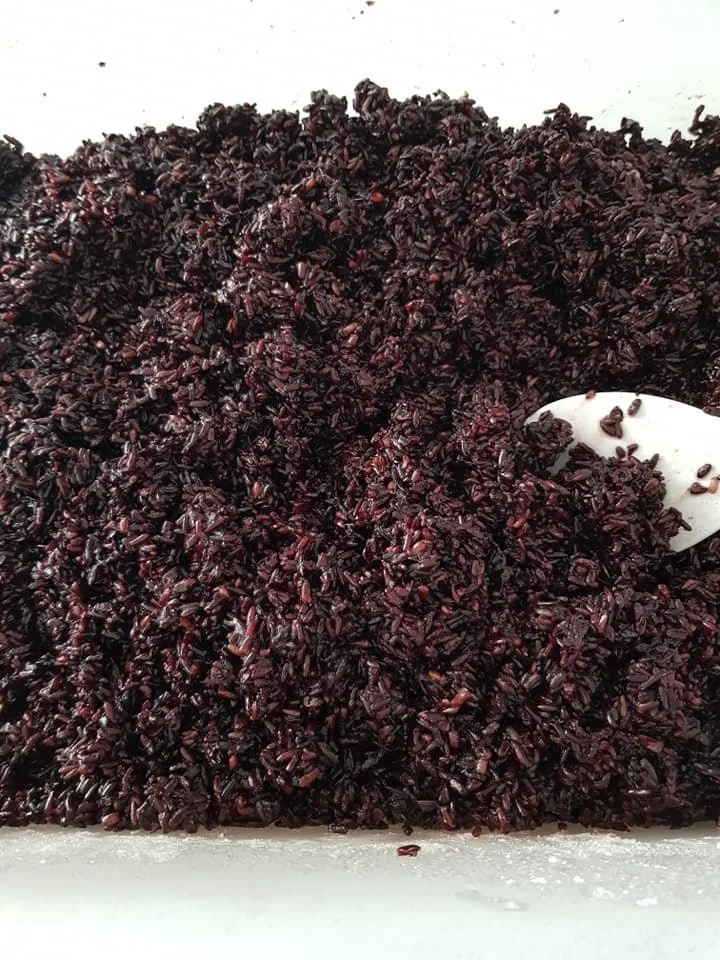 Вьетнамская еда богатый питательный органический черный рис для вкусной еды высокое качество Лучшая цена оптовая продажа