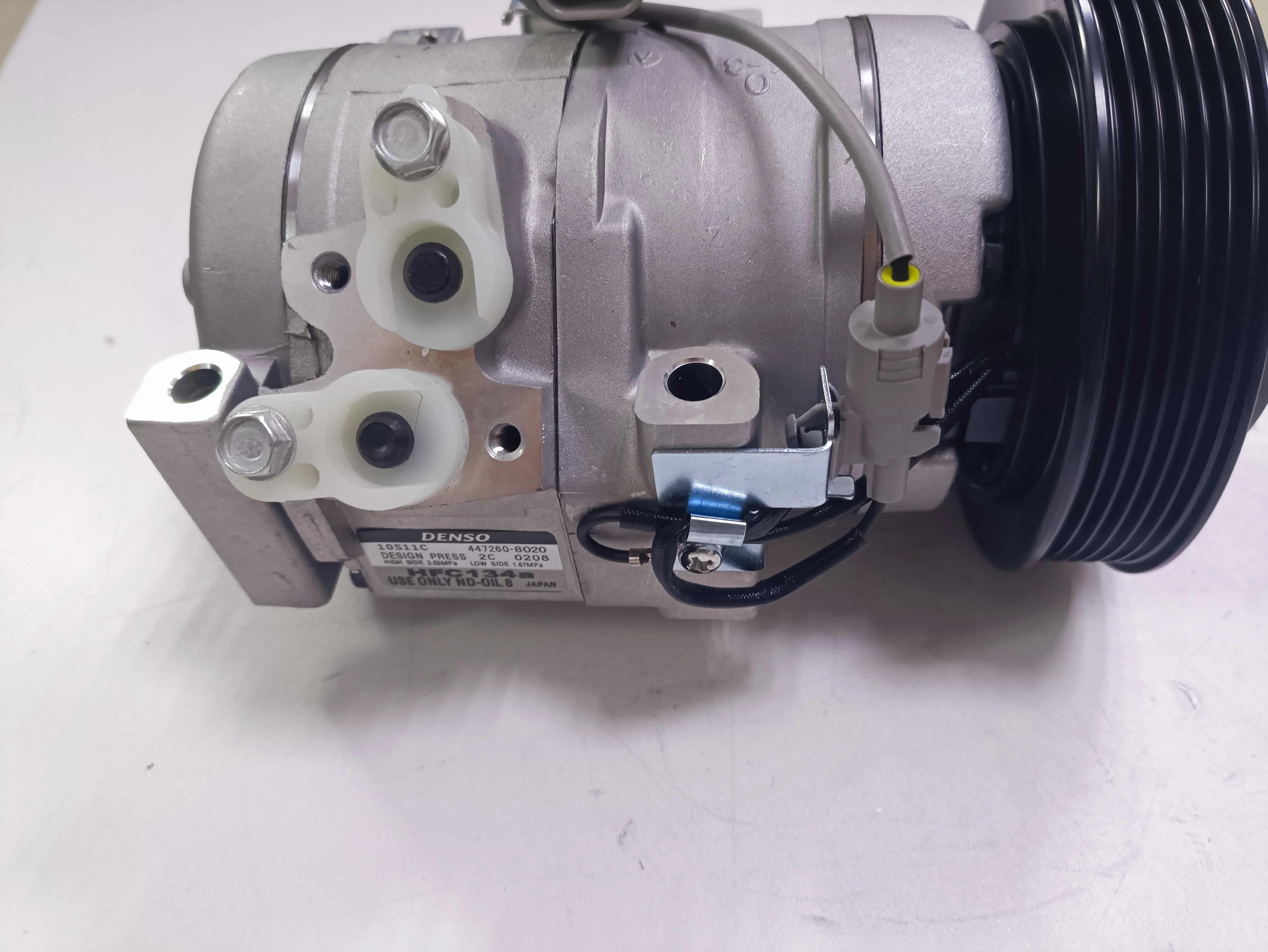 AC Compressor For Alphard  2003-2008 Air Compressor 88320-28360