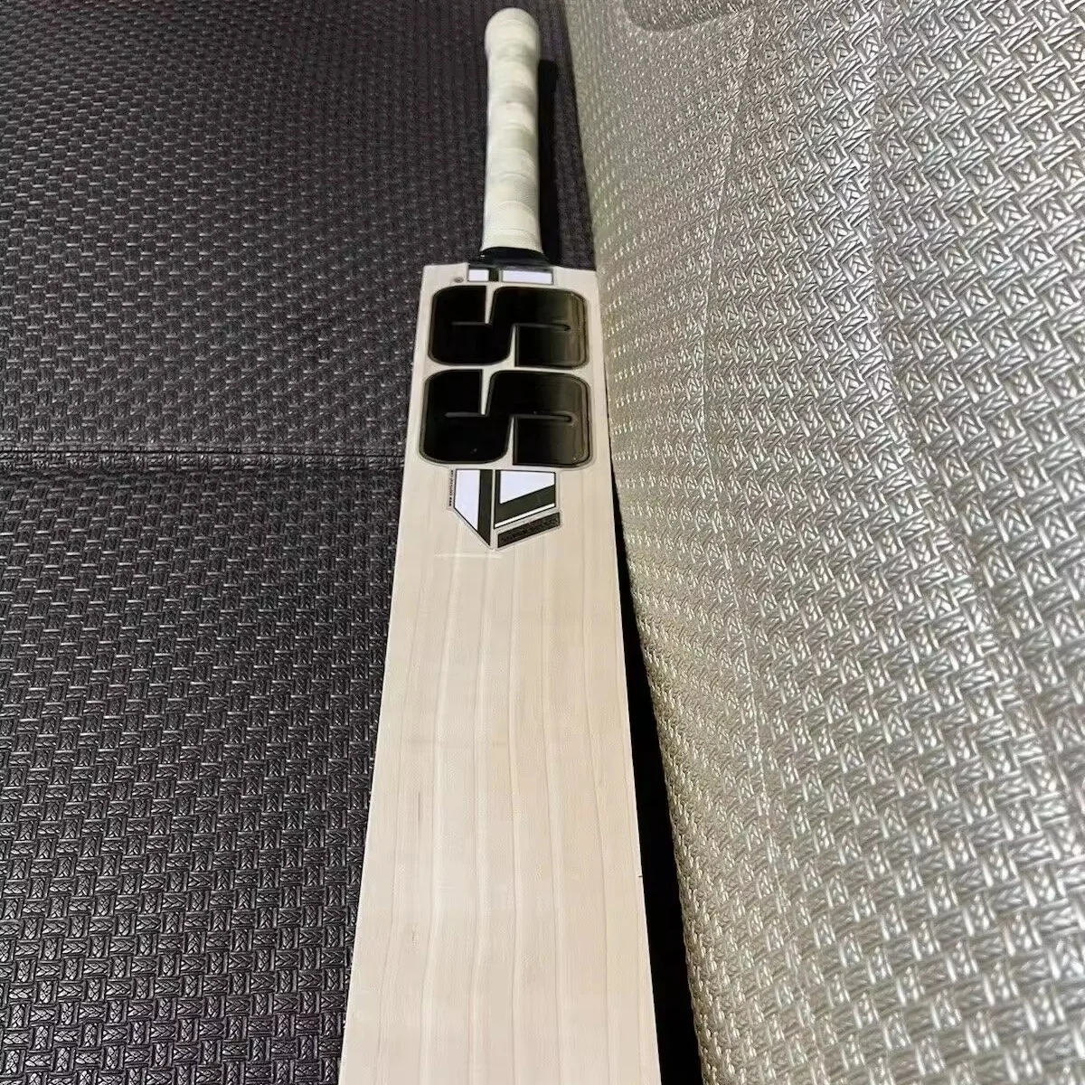 English willow cricket bat First GradeBat Criket BatSS Original English Willow SSBats Long handle wooden bat