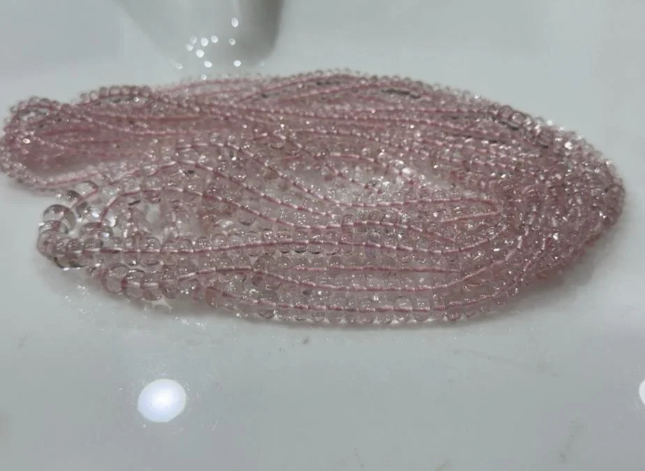 Бусины из натурального розового морганита