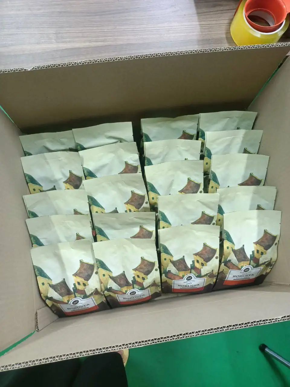 HANCOFFEE высококачественный жареный растворимый кофе смесь Arabica Robusta холодного пива ODM поддерживает индивидуальную упаковку