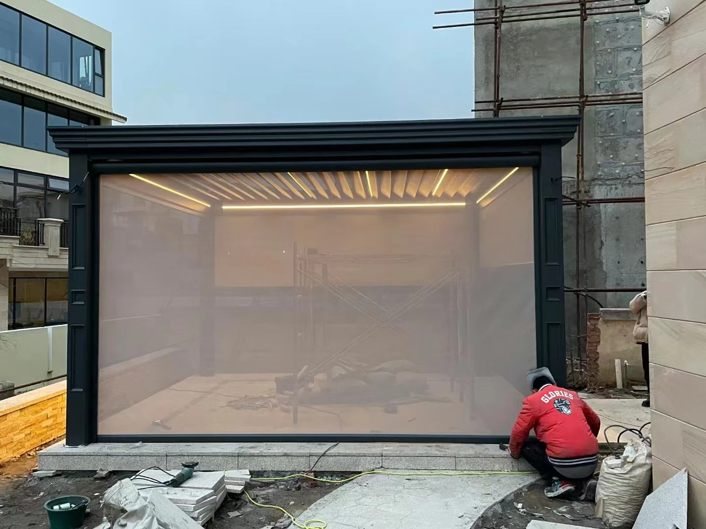 Modern outdoor aluminum louvered pergola automatic weather resistant roof pergola with LED/fan/wind sensor/heater/roller blinds