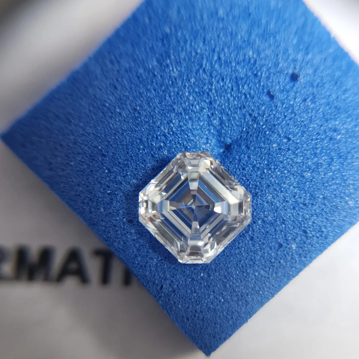 Лабораторный вырощенный алмаз CVD/HPHT 1 карат Алмазная сборка вырезать F цвет VS1 чистый лабораторный полированный алмаз цена за карат