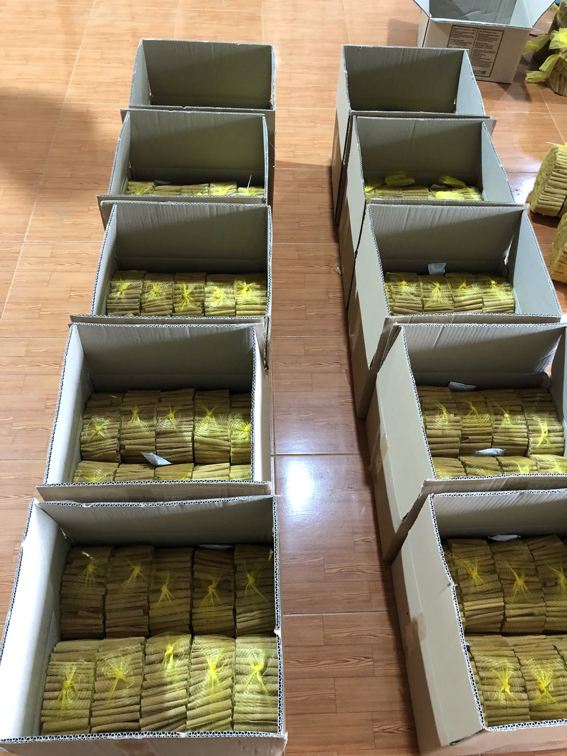 [Free sample] High Quality Stick cassia/Vera cassia/Cigerette Cassia With Full Export Certifications From Vietnam Origin