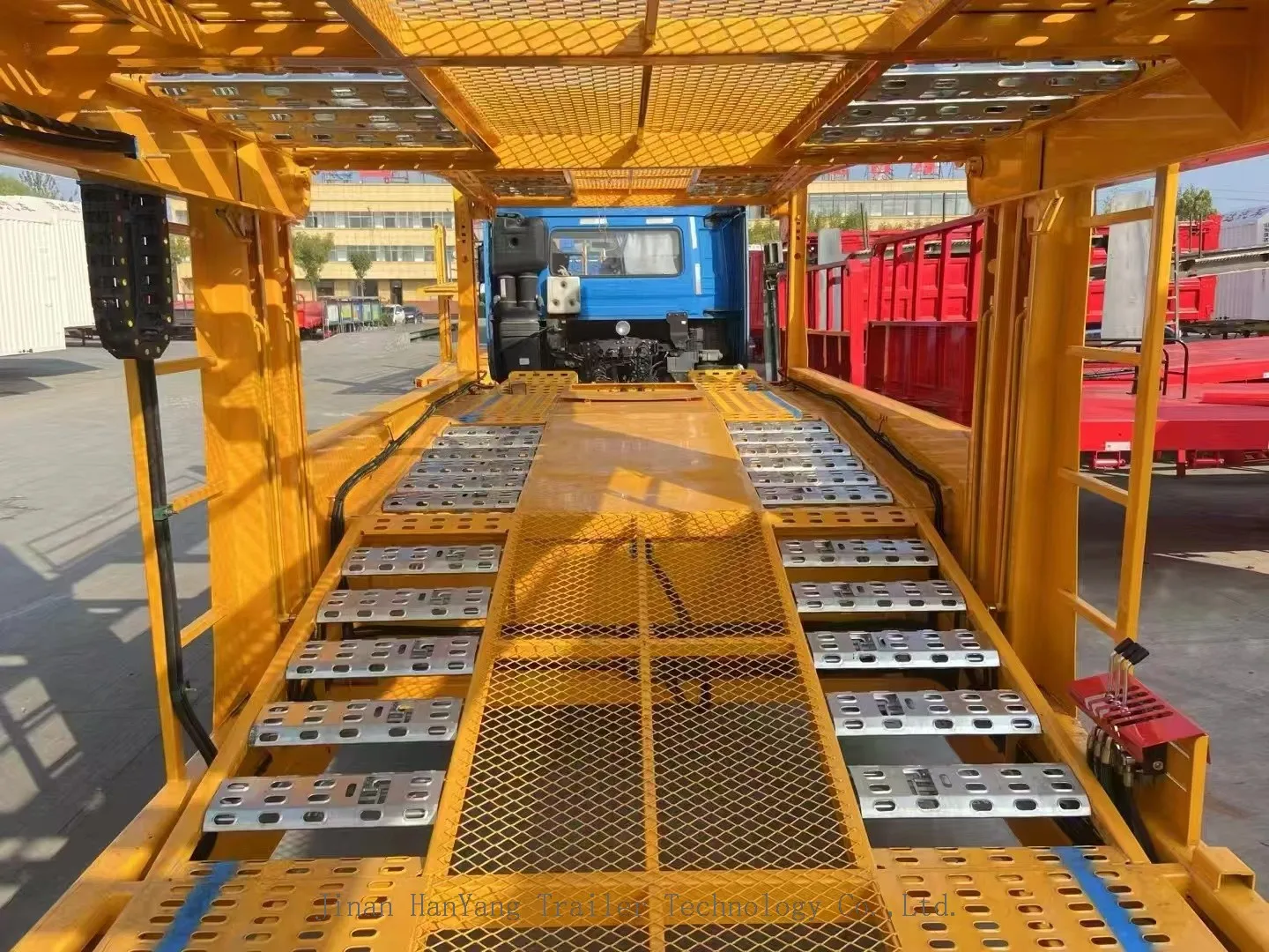 2 Axle 8 units High quality hydraulic car carrier semi trailer