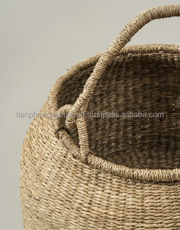 Vietnam wholesale hand woven bolga woven seagrass storage basket with handle new design 2022
