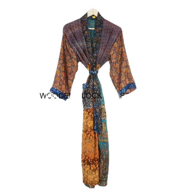 Vintage Japanese Silk kimono Beautiful Pattern Kimono Robes for Women Pure Dress Summer and Winter Festivals Oriental Style