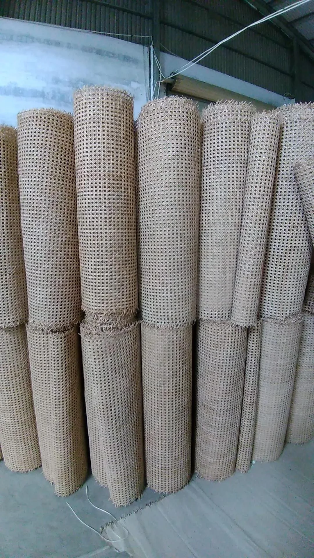 Cheapest Rattan Webbing Roll Width 100% Eco-friendly rattan cane webbing / Rattan Peel / Rattan core and make white