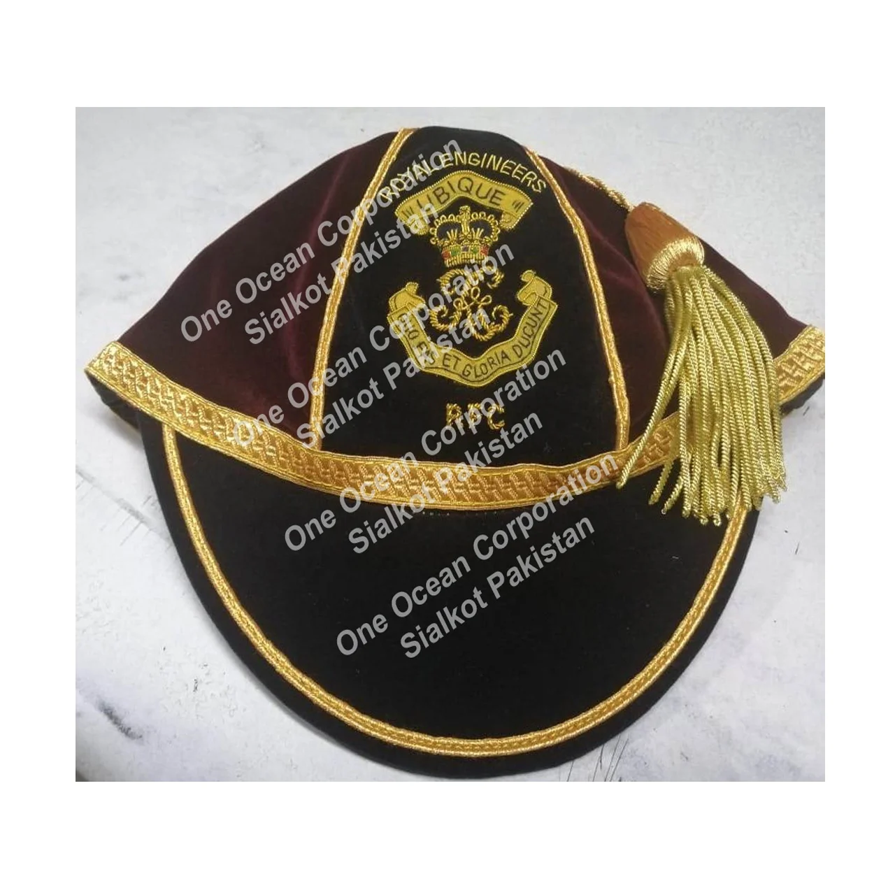  Шапка № 1 с надписью пакистанские шапки высшего качества ручной работы