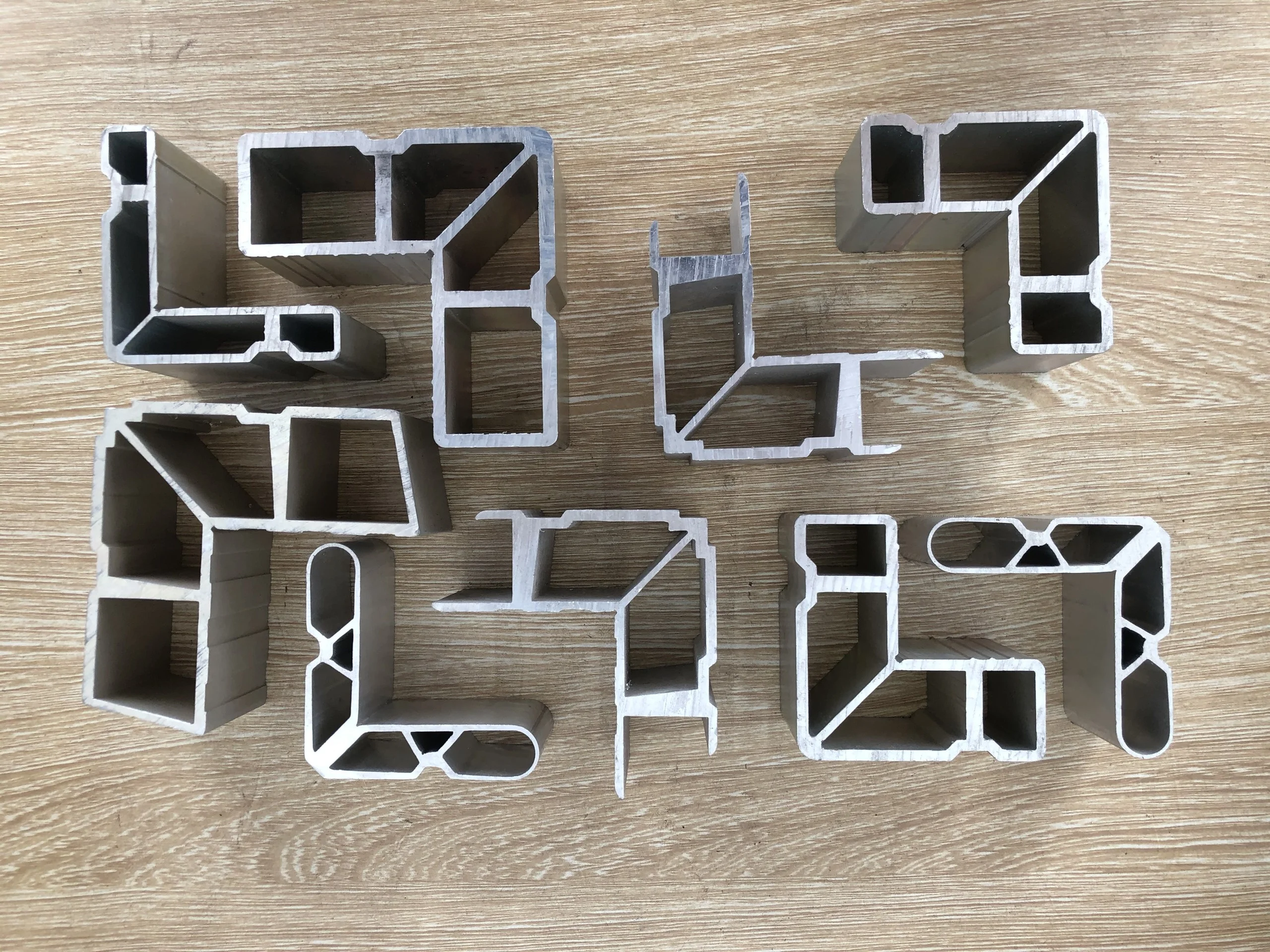 Базовая промышленная алюминиевая рамка от Shalumi для промышленности