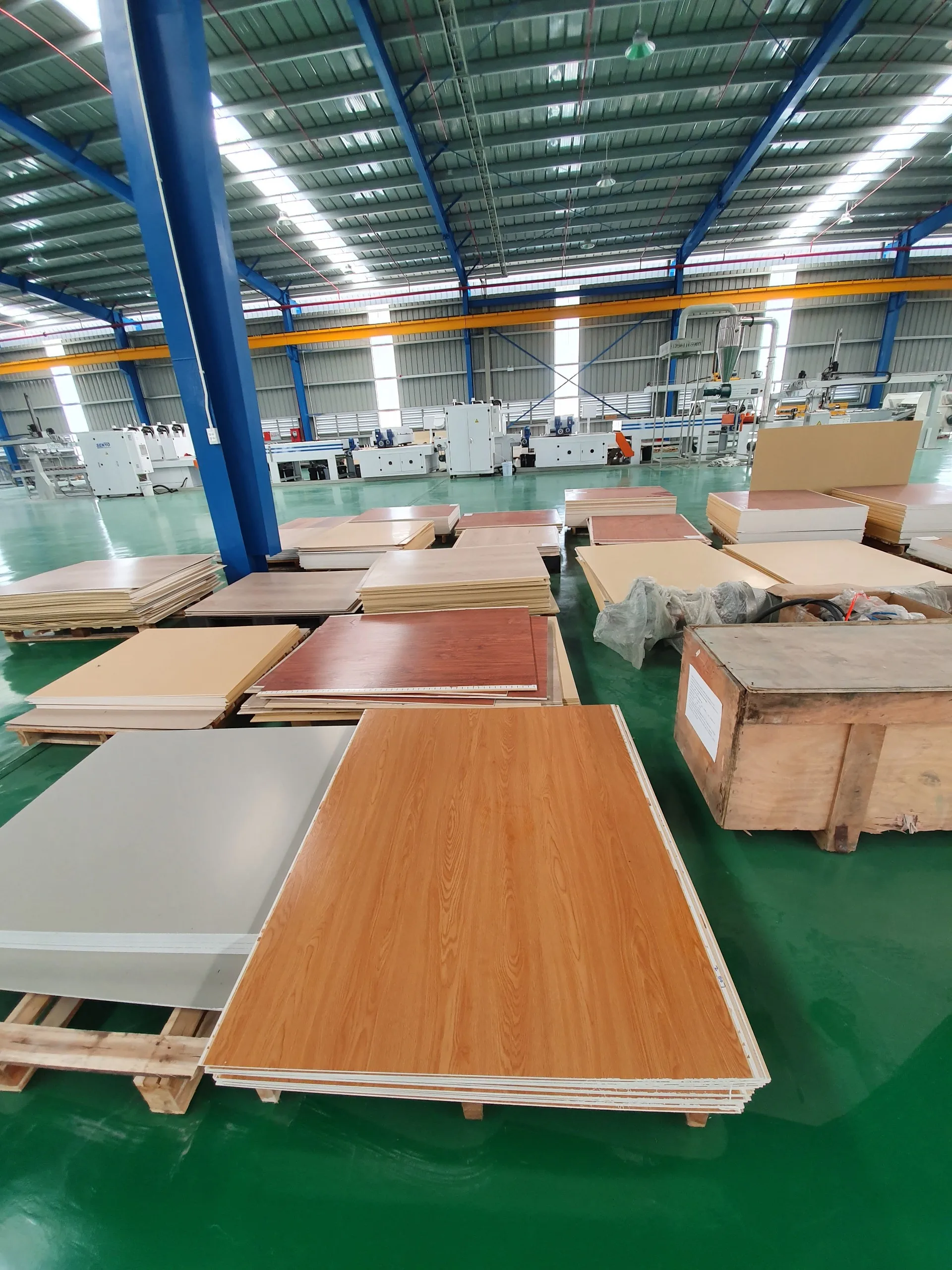 High Quality Luxury SPC Flooring from Vietnam Manufacturer Best Price PVC Floor for Villas Easy Adhesive Installation